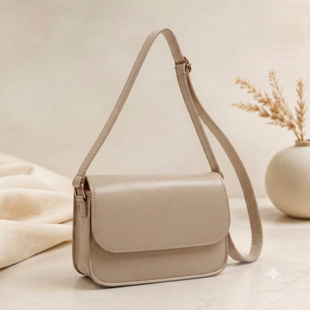 Classic Flap Crossbody Shoulder Bag for Women – Premium Leather Look Handbag with Adjustable Strap & Gold Lock Closure